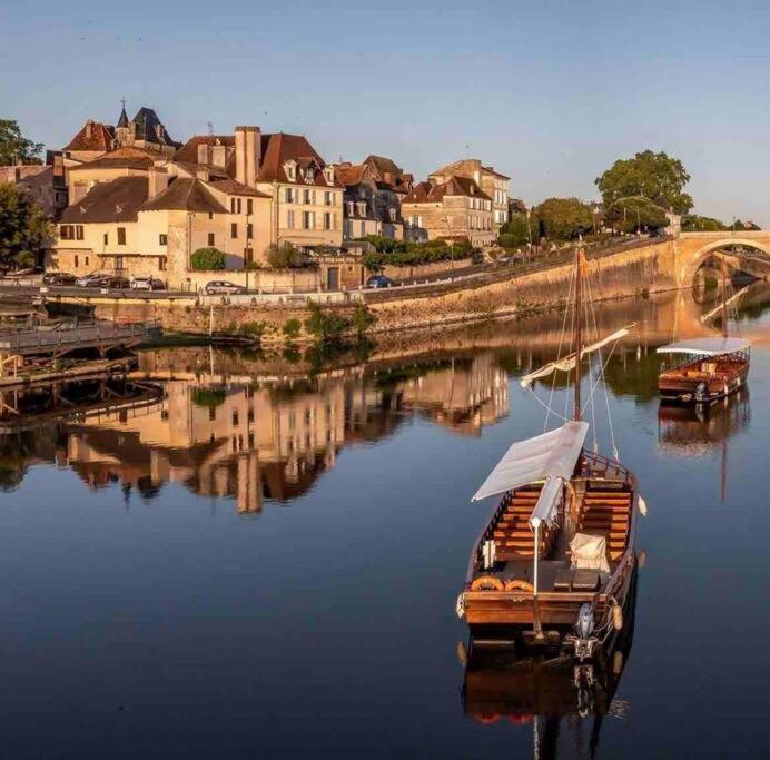 Apartmán Columna Historya 2 Bergerac Exteriér fotografie